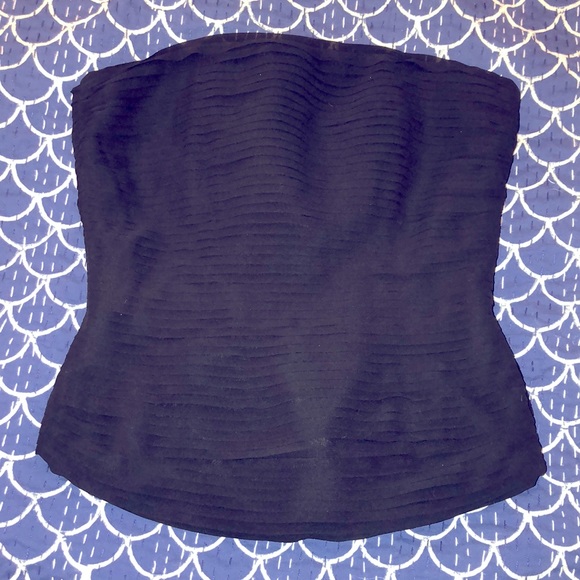 3 For $25 Black Crepe Corset Style Top - Picture 4 of 12